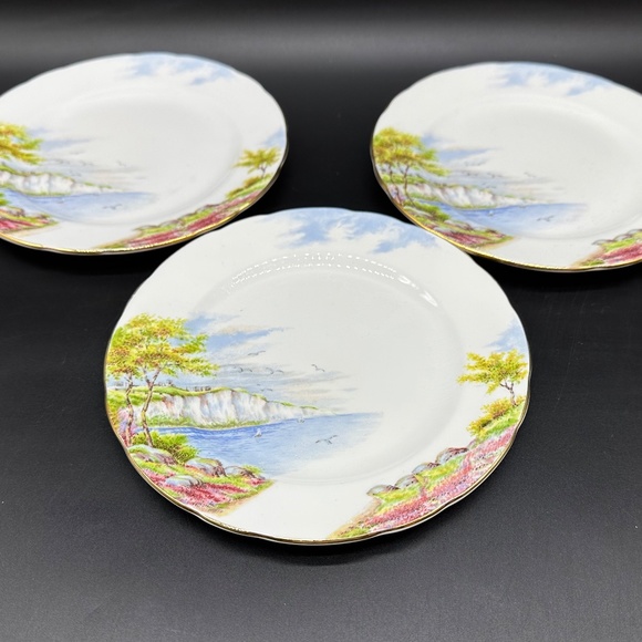Paragon Cliffs of Dover 7" Dessert Plates(Set of 3) Bone China England - Picture 2 of 5